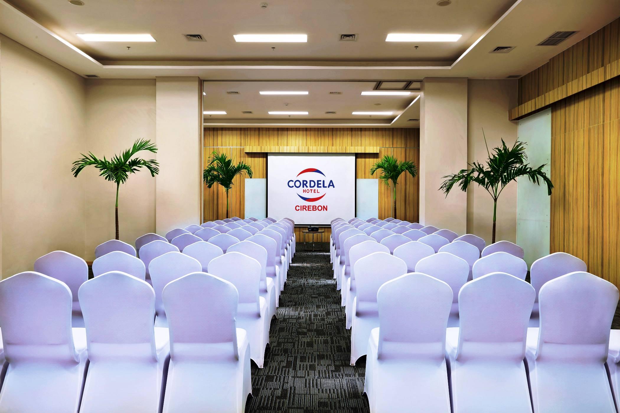 Cordela Hotel Cirebon Eksteriør bilde