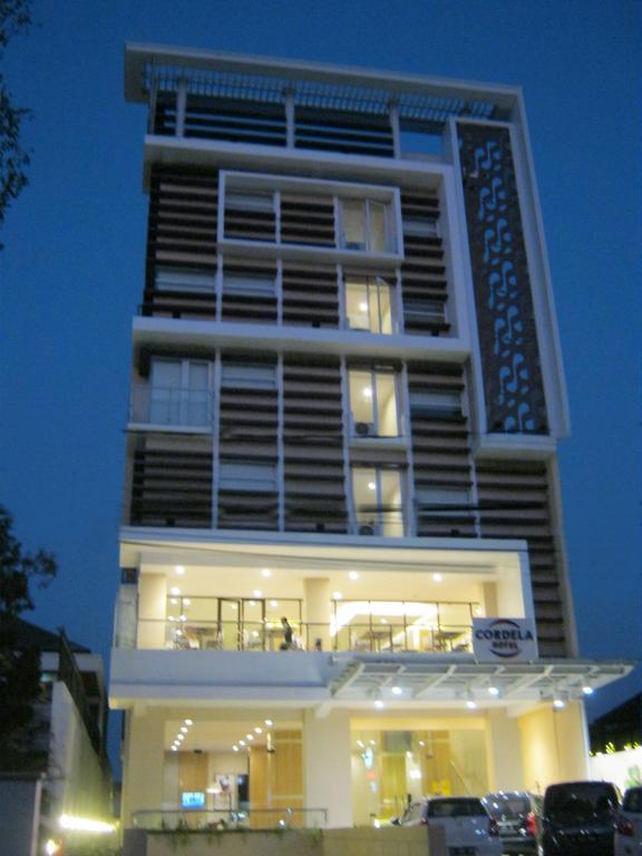 Cordela Hotel Cirebon Eksteriør bilde